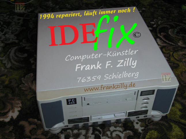Das ist mein "PC 486 DX4-100", den ich in eine fr�he Form von Multimedia-Desktop-Case (Geh�use) im „Baby-AT“-Format eingebaut habe. Mit (damals) sagenhaften 2 mal 8 Megabyte EDO-RAM (Arbeitsspeicher), ISA-Bus-Soundkarte mit MIDI-Funktionalit�t, VLB-Bus-Grafikkarte und einer "riesigen" 512 Megabyte IDE-HDD (Festplatte) als MASTER am 40 Pin-Flachbandkabel bereits und im 3,5 Zoll Format. Dieses Au�enma� wird – wenngleich mit anderem Innenleben – heute noch verkauft. Was es damals dagegen unter vielem anderen (wie etwa CD-Brenner oder USB) noch gar nicht gab, war „Plug'n Play“. Alle Teile musste man – gewusst wie – selbst zum Funktionieren bringen installationstechnisch. Allein f�r das CD-Laufwerk beispielsweise mussten nebst richtiger Verkabelung und Jumperung mit Gegenkontrolle im BIOS, wo auch die Boot-Reihenfolge einzustellen war, per Editor in die Dateien autoexec.bat und config.sys diverse Eintr�ge gemacht werden. Und dann ging oft trotzdem nichts, weil sich irgendwelche Interrupts in die Quere kamen, doppelt und dreifach belegt waren ... ...    Der 486er in 100 MHz-Ausf�hrung war der schnellste Heim-Rechner vom Typ "PC", bevor die CPUs (Prozessoren) mit dem "P" in der Bezeichnung kamen. Mit denen kamen auch die neuen Normen und Standards f�r Geh�use- und Platinenlayout, Datenbus etc. etc. ... ... Mit diesem Rechner habe ich meine ersten digitalen Kunstwerke gemacht. Aufgrund seiner (vergleichsweise geringen) Leistung ein simpler Beweis daf�r, wie wenig an meinen Werken (auch heute noch) auf den Computer zur�ckzuf�hren ist. Bei mir ist der nur als (meinem Denken und Handeln) nachgeordnete Rechenmaschine, schlicht als Werkzeug, im Einsatz, braucht deshalb auch keine Software, die hunderte Euros kostet. Die Ideen habe n�mlich ich ! Weil ich der K�nstler bin. Qui, l'artiste c'est moi !  Und von billigen Effekt-Haschereien, coolen, geilen und anderen bunten, naiven Werken  oder auch "L'art pour l'art" halte ich �berhaupt nichts. Ohne KUNST oder mit kaputt gemachter KUNST kann die Menschheit einpacken.  Mit einer selbstgef�lligen Einstellung wie "Kunst (allein) um der Kunst willen" (statt um der Menschheit willen) folglich ebenso ! Die KUNST ist Bestandteil der menschlichen Evolution. Und da ist nichts �berfl�ssig !  Wer's gerne bequem hat, die Birne nicht gerne bem�ht (und mir f�llt da noch einiges mehr zu ein), der oder die hat in der KUNST nichts verloren !  ffz, 2015-05-12